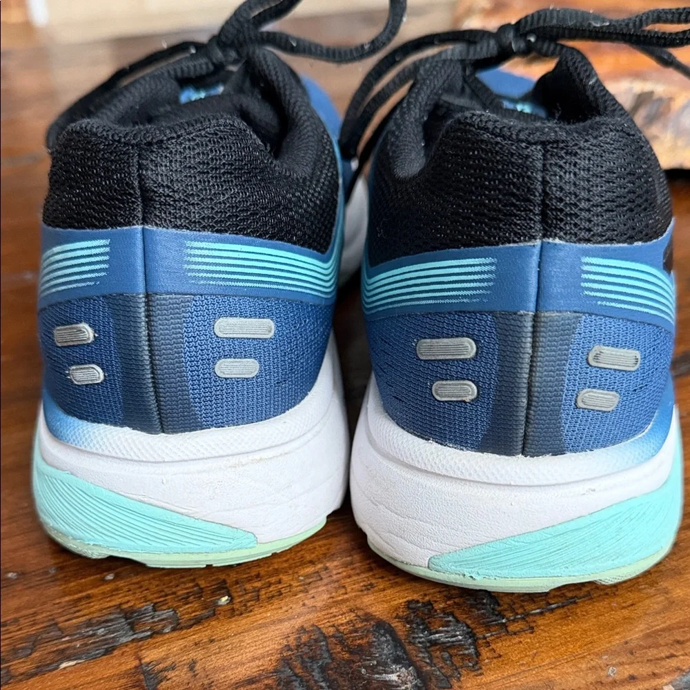 ASICS Women's Blue and Black Athletic Shoes 9 - Picture 5 of 8